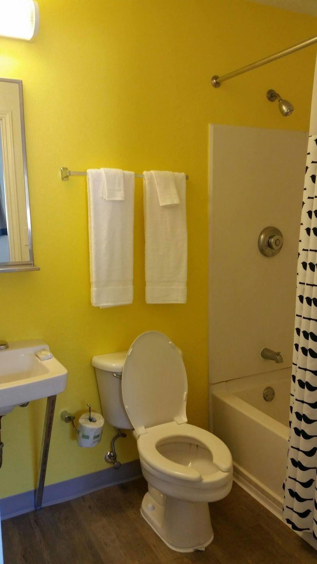 Intown Suites Extended Stay San Antonio Tx - Airport Zewnętrze zdjęcie